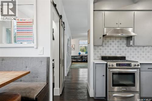 316 E Avenue N, Saskatoon, SK - Indoor Photo Showing Kitchen