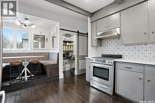 316 E Avenue N, Saskatoon, SK - Indoor Photo Showing Kitchen