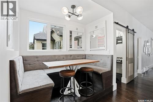 316 E Avenue N, Saskatoon, SK - Indoor