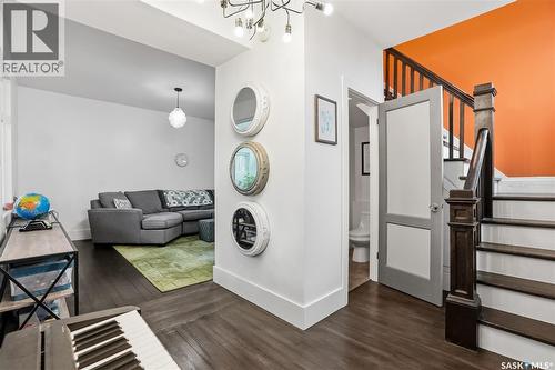 316 E Avenue N, Saskatoon, SK - Indoor
