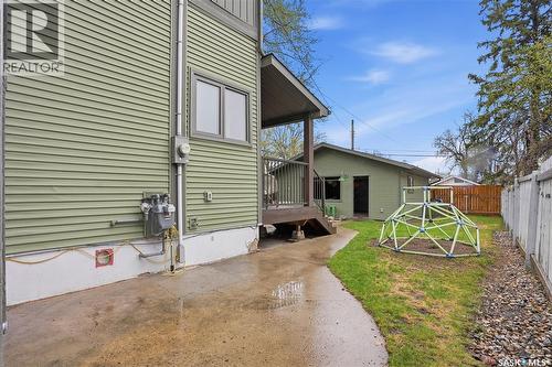 316 E Avenue N, Saskatoon, SK - Outdoor