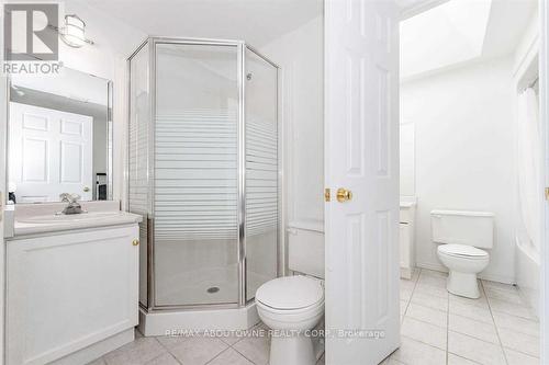Main - 51 Boulder Crescent, Guelph, ON - Indoor Photo Showing Bathroom