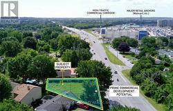 3076 RICHMOND ROAD  Ottawa, ON K2B 6K6