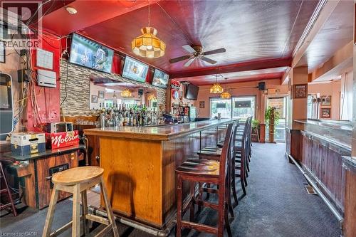 1490 Barton Street E, Hamilton, ON 