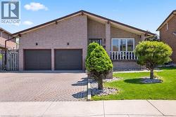 140 SOLOMON Crescent  Hamilton, ON L8W 2G7