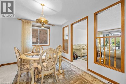 140 Solomon Crescent, Hamilton, ON - Indoor Photo Showing Dining Room