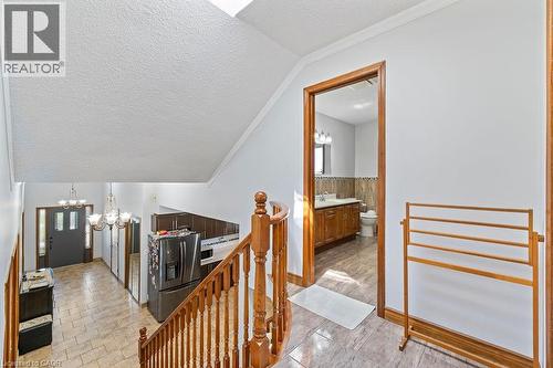 140 Solomon Crescent, Hamilton, ON - Indoor Photo Showing Other Room
