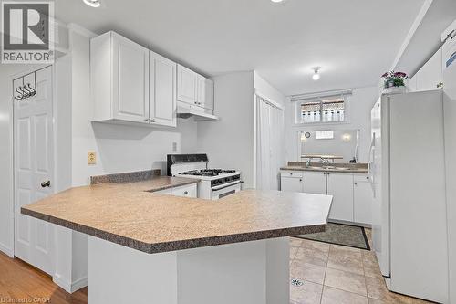 140 Solomon Crescent, Hamilton, ON - Indoor Photo Showing Kitchen With Double Sink