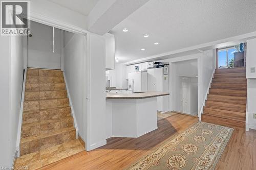 140 Solomon Crescent, Hamilton, ON - Indoor
