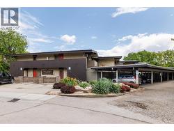 353 Boyce Crescent Unit# 17 Kelowna, BC V1Y 5Z7