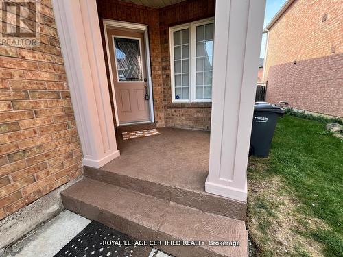 426 Orange Walk Crescent, Mississauga, ON - Outdoor With Exterior