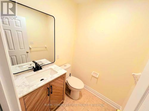 426 Orange Walk Crescent, Mississauga, ON - Indoor Photo Showing Bathroom