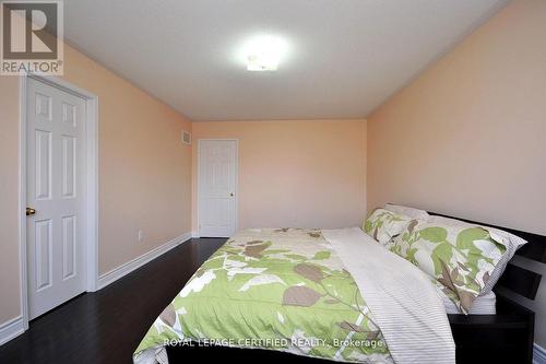 426 Orange Walk Crescent, Mississauga, ON - Indoor Photo Showing Bedroom