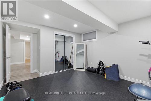 220 Joseph Schoerg Crescent, Kitchener, ON - Indoor