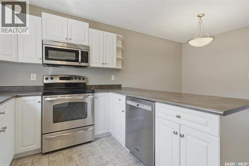 315A 109Th Street, Saskatoon, SK - Indoor Photo Showing Kitchen