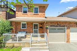 32 HEWITT CRESCENT Ajax (South East), ON L1S 7A4