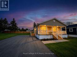 210 SPRUCE DRIVE West Grey, ON N4N 3B8