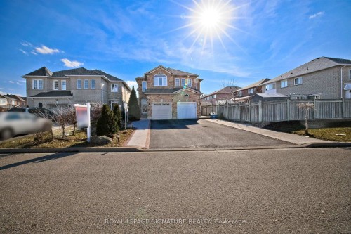 1066 Foxglove Place, Mississauga, ON 
