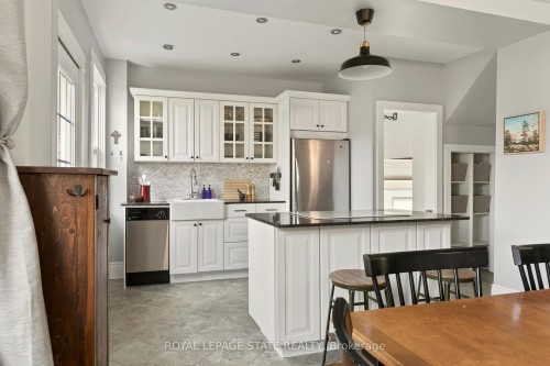 116 Homewood Avenue, Hamilton, ON - Indoor