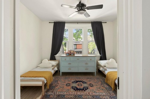 116 Homewood Avenue, Hamilton, ON - Indoor