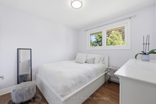 168 Nugent Drive, Hamilton, ON - Indoor Photo Showing Bedroom