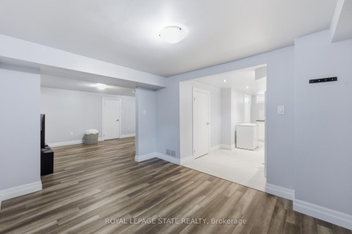168 Nugent Drive, Hamilton, ON - Indoor Photo Showing Other Room