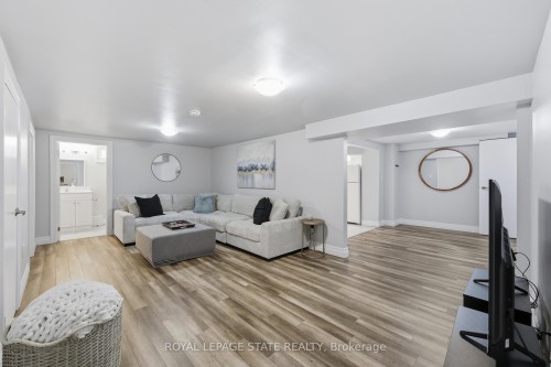 168 Nugent Drive, Hamilton, ON - Indoor
