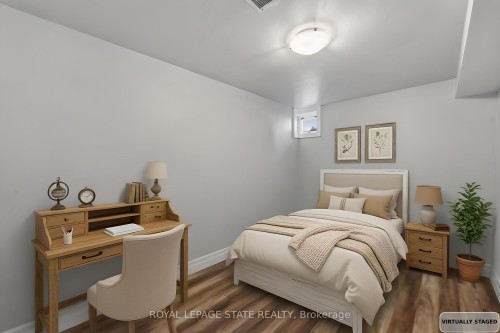 168 Nugent Drive, Hamilton, ON - Indoor Photo Showing Bedroom