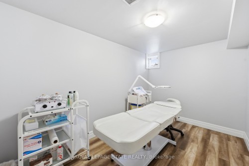 168 Nugent Drive, Hamilton, ON - Indoor