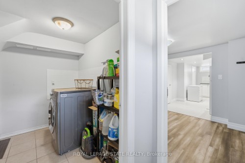 168 Nugent Drive, Hamilton, ON - Indoor Photo Showing Laundry Room