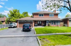 28 Keegan Crescent Toronto, ON M3J 4G2