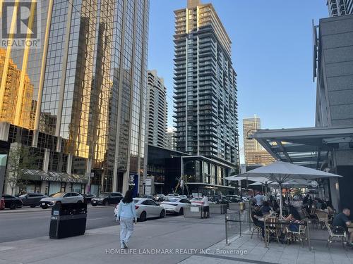 1009 - 4955 YONGE STREET  Toronto, ON M2N 0L8