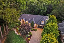 34 Harrington Place Hamilton, ON L9G 4Z2