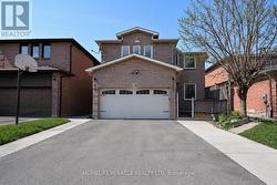 35 KIRK DRIVE Brampton, ON L6X 4E6