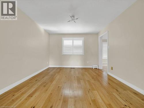 16 Glennie Court, Cambridge, ON - Indoor Photo Showing Other Room