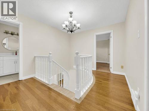 16 Glennie Court, Cambridge, ON - Indoor Photo Showing Other Room