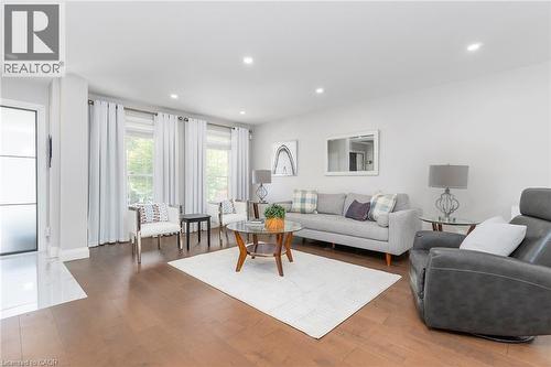 436 Goodram Drive, Burlington, ON - Indoor Photo Showing Living Room