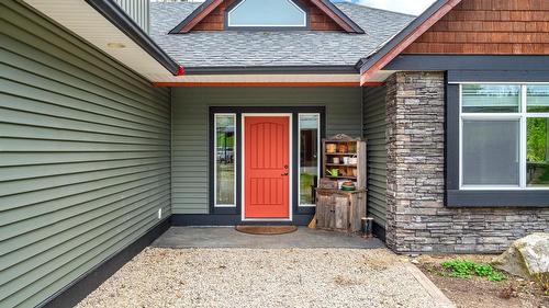 787 Crescent Bay Road, Nakusp, BC - Outdoor