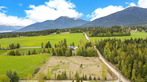 787 Crescent Bay Road, Nakusp, BC - Outdoor With View
