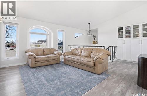 502 Le May Crescent, Saskatoon, SK - Indoor Photo Showing Living Room