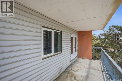 401 405 5Th Avenue N, Saskatoon, SK - Outdoor With Exterior