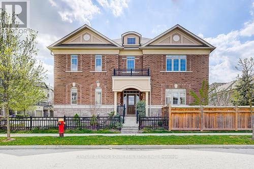 6 RUFFLE LANE  Richmond Hill, ON L4E 0W3