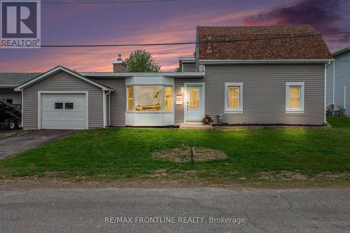 12 FIFTH STREET  Smiths Falls, ON K7A 3K1