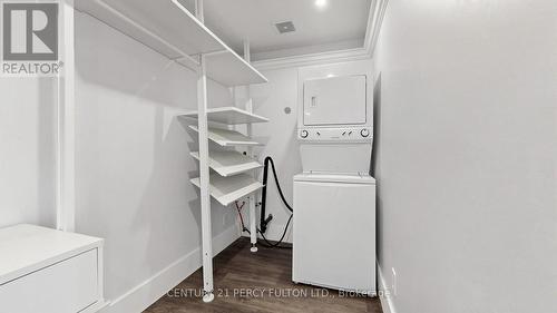 780 Galloway Crescent, Mississauga, ON - Indoor Photo Showing Laundry Room