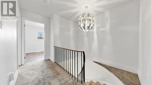 780 Galloway Crescent, Mississauga, ON - Indoor Photo Showing Other Room