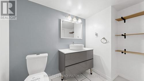 780 Galloway Crescent, Mississauga, ON - Indoor Photo Showing Bathroom