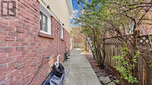 780 Galloway Crescent, Mississauga, ON - Outdoor