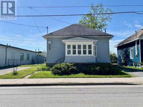 81 DURHAM STREET W  Kawartha Lakes, ON K9V 2P8