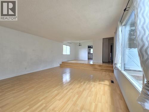 1410 7Th Avenue, Valemount, BC - Indoor Photo Showing Other Room