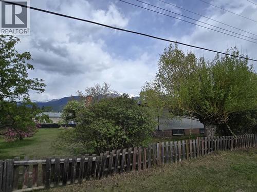 1410 7Th Avenue, Valemount, BC - Outdoor